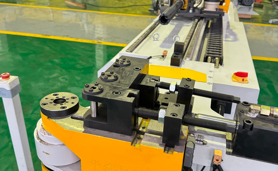 Mesin Bending Pipa CNC Sepenuhnya Otomatis Seri SS Mesin Bending Pipa CNC Sepenuhnya Otomatis Seri SS