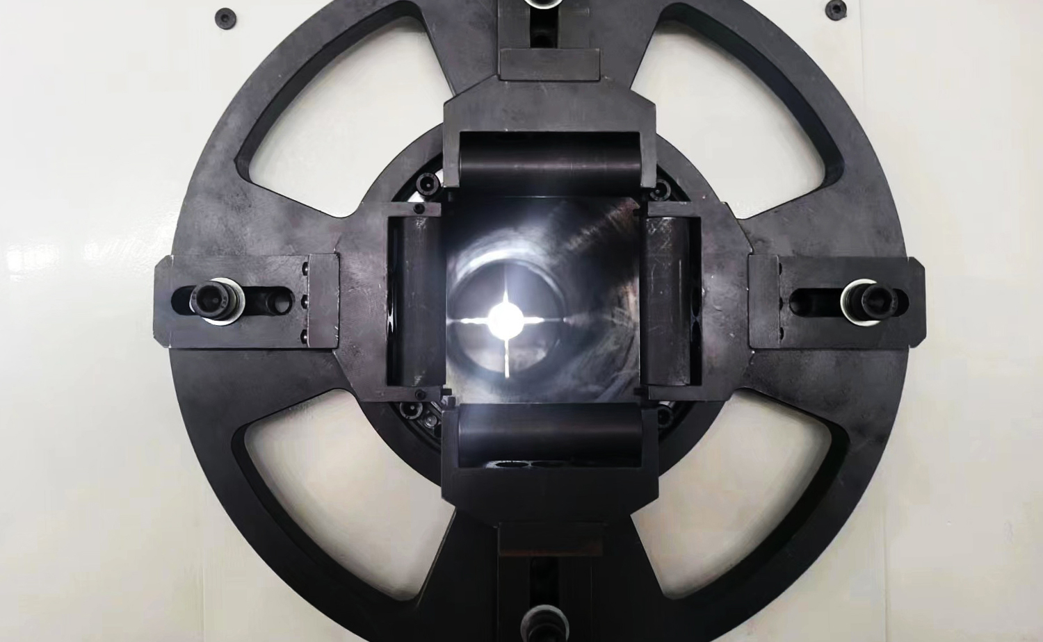 Mesin Pemotong Tabung Laser 3D MCJG120 Mesin Pemotong Tabung Laser 3D MCJG120
