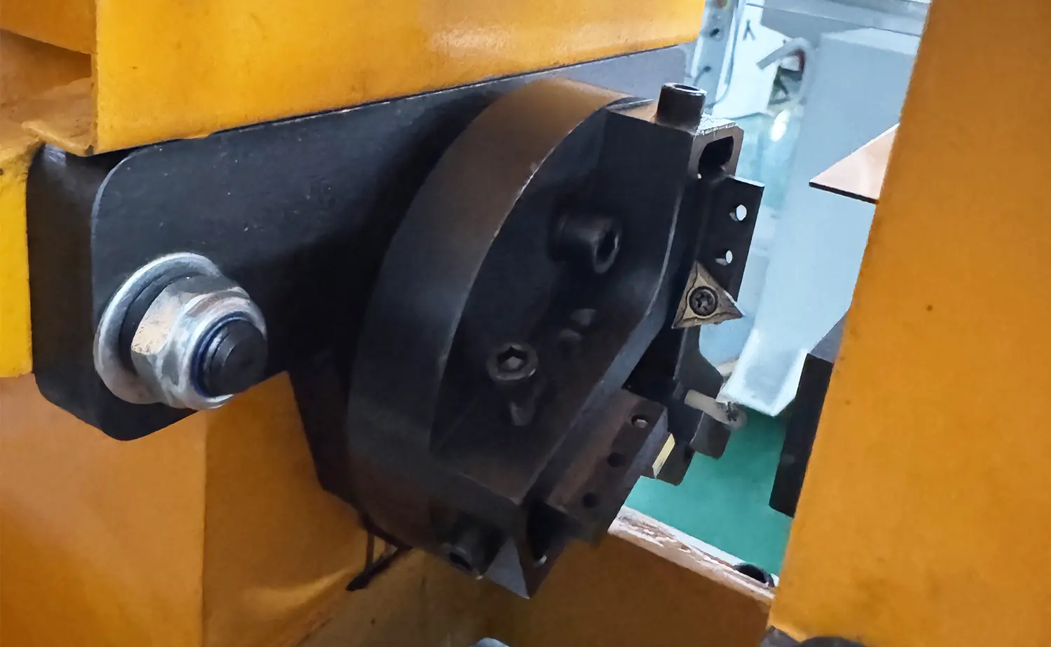 Mesin Chamfering Tabung Semi-Otomatis Hidraulik Seri EF PV1